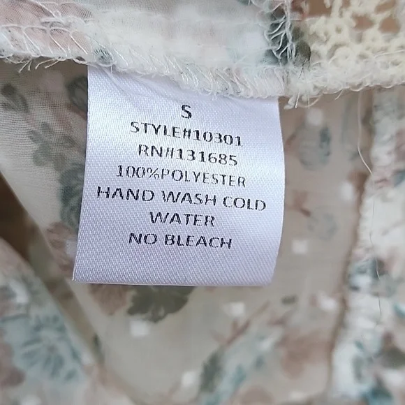 RUBY ROSE Lace Tank Top Small S Eyelet Ruffle Hem Cottagecore Fairy - Picture 9 of 13